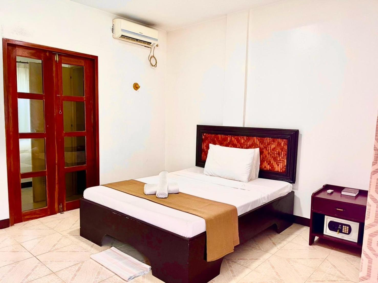 Chiisai Natsu Resort Bolod  Ngoại thất bức ảnh